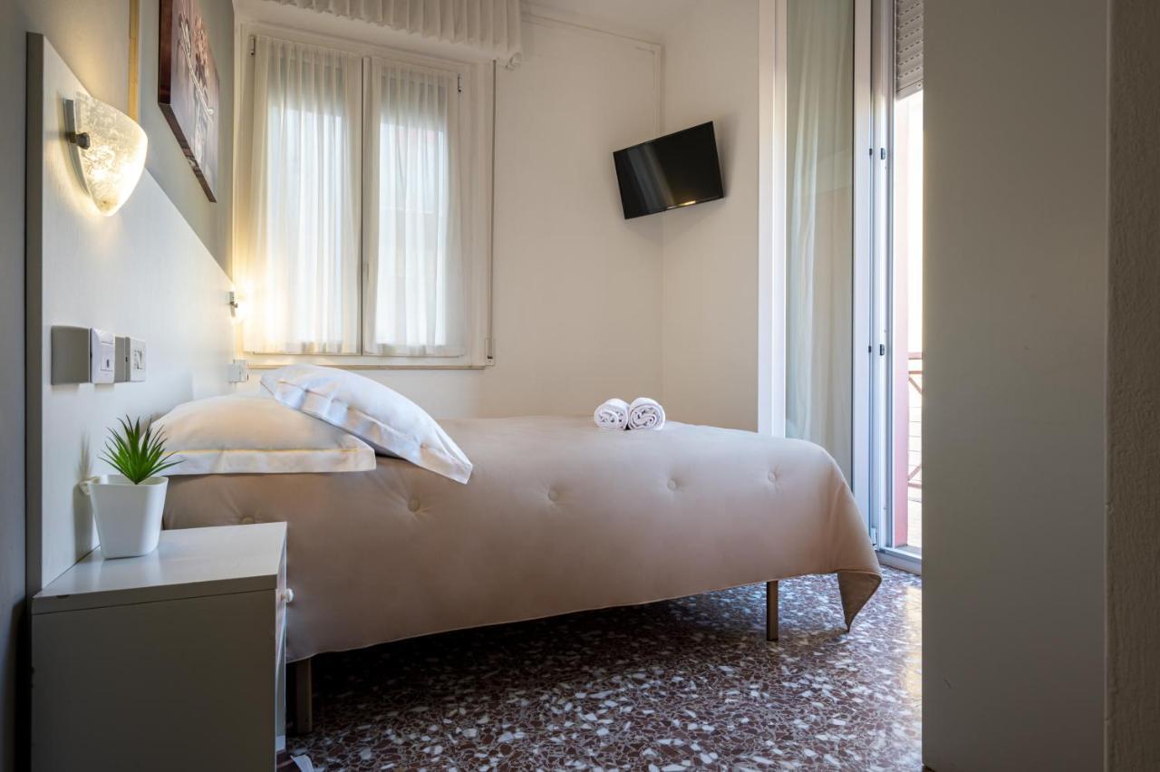 Hotel Amadei Blumen 3*
