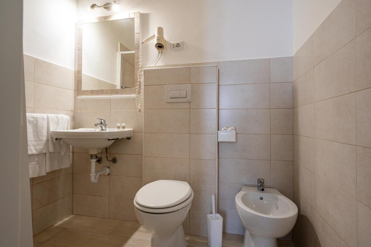 Hotel Amadei Blumen 3*